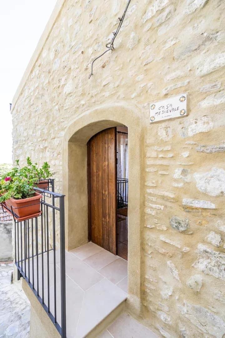 ホテル Casa Castello ロッカ・インペリアーレ エクステリア 写真