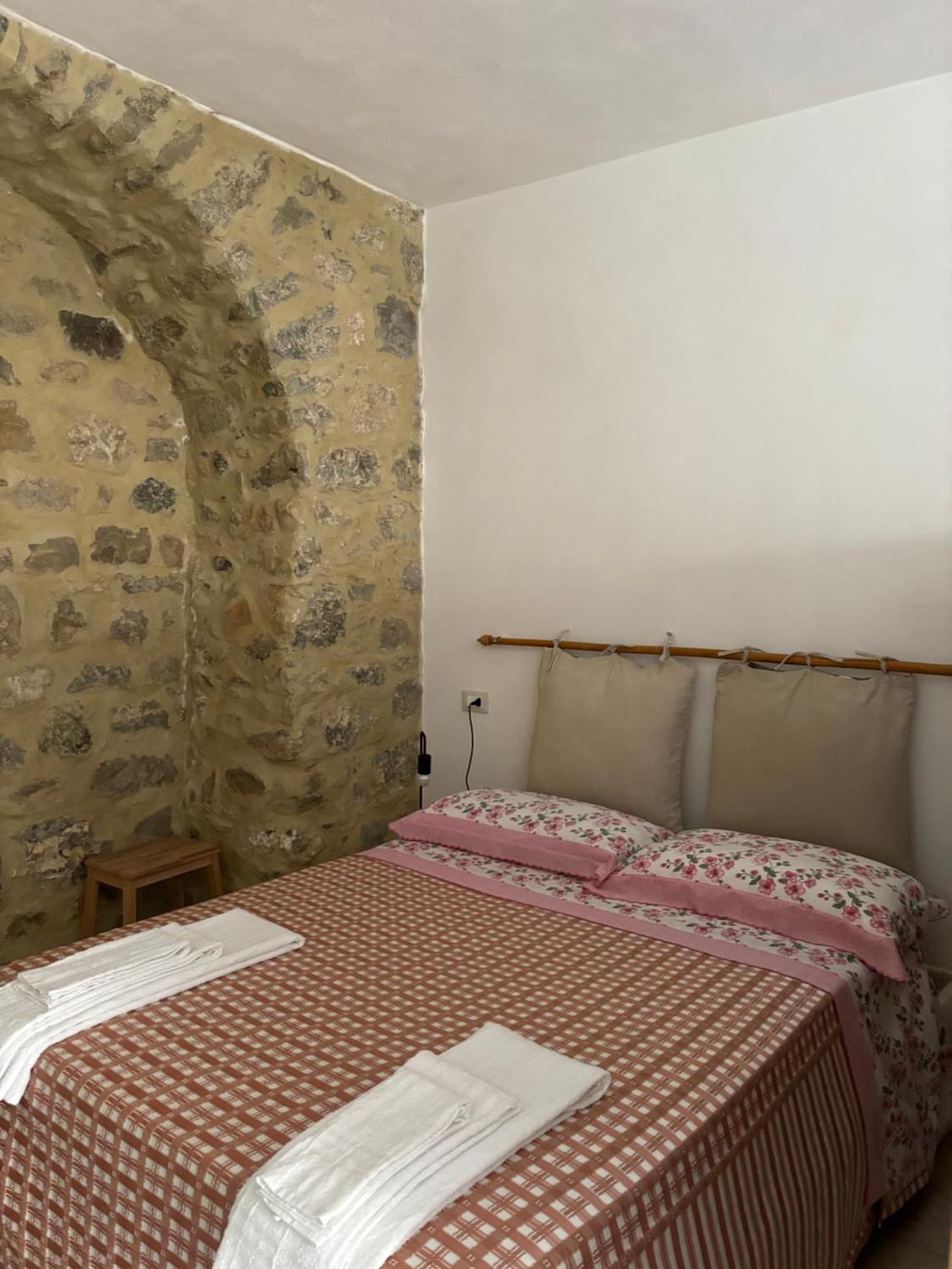 ホテル Casa Castello ロッカ・インペリアーレ エクステリア 写真